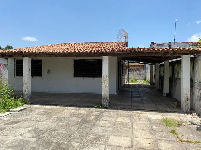 Foto 1 de Casa com 5 Quartos à venda, 130m² em , Goiana