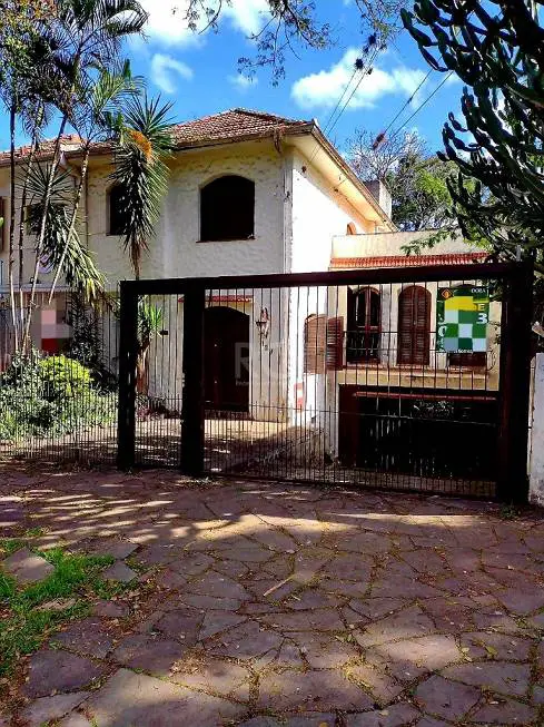 Foto 1 de Casa com 5 Quartos à venda, 400m² em Petrópolis, Porto Alegre