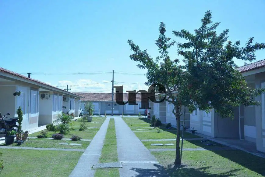 Foto 1 de Casa de Condomínio com 2 Quartos à venda, 44m² em Areal, Pelotas