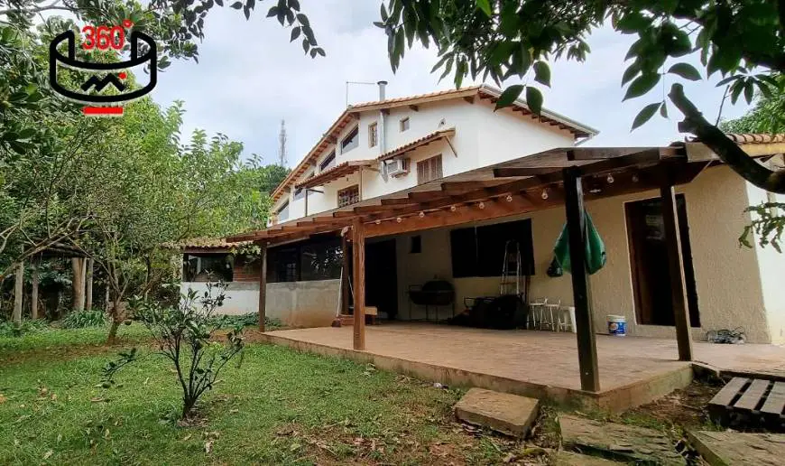 Foto 1 de Casa de Condomínio com 3 Quartos para venda ou aluguel, 650m² em Chacara Vale do Rio Cotia, Carapicuíba