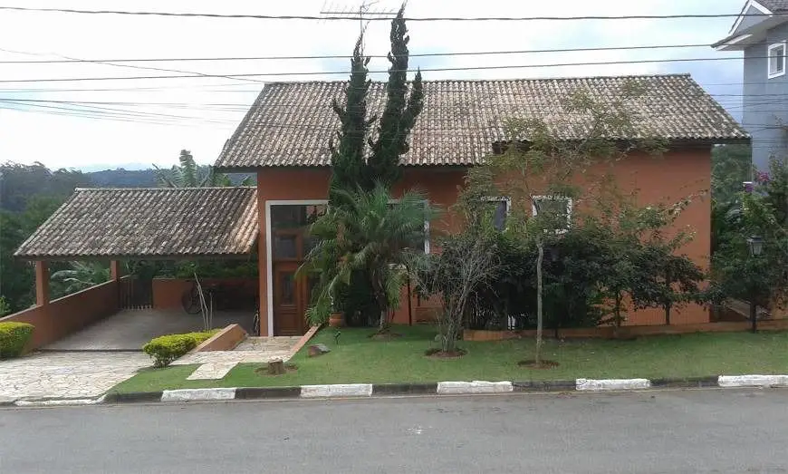 Foto 1 de Casa de Condomínio com 3 Quartos à venda, 350m² em Jardim Indaiá, Embu das Artes