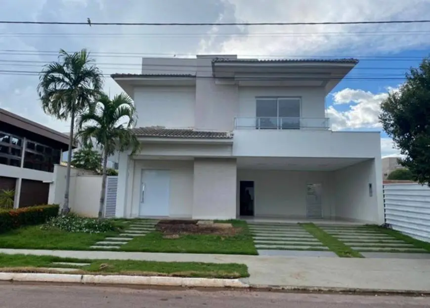 Foto 1 de Casa de Condomínio com 4 Quartos para alugar, 328m² em Condomínio Florais Cuiabá Residencial, Cuiabá