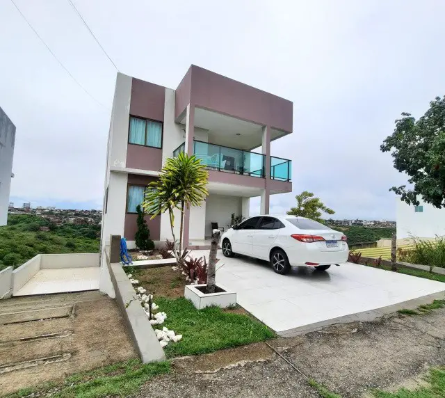 Foto 1 de Casa de Condomínio com 5 Quartos à venda, 350m² em Mirante, Campina Grande