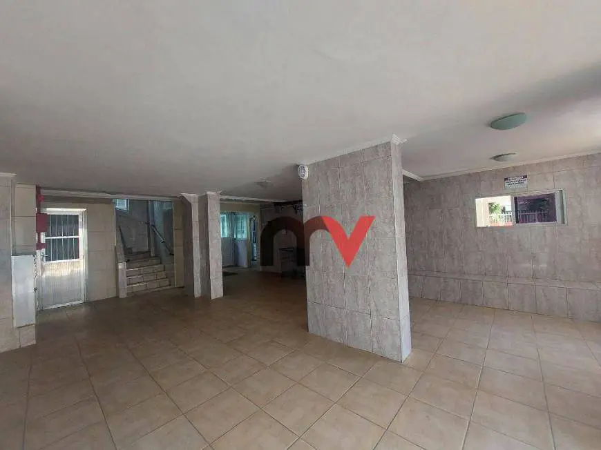 Foto 2 de Kitnet com 1 Quarto à venda, 35m² em Vila Guilhermina, Praia Grande