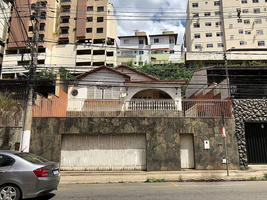 Foto 1 de Lote/Terreno à venda, 369m² em São Mateus, Juiz de Fora