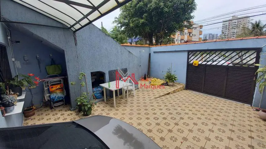 Foto 1 de Sobrado com 5 Quartos à venda, 300m² em Boqueirão, Praia Grande