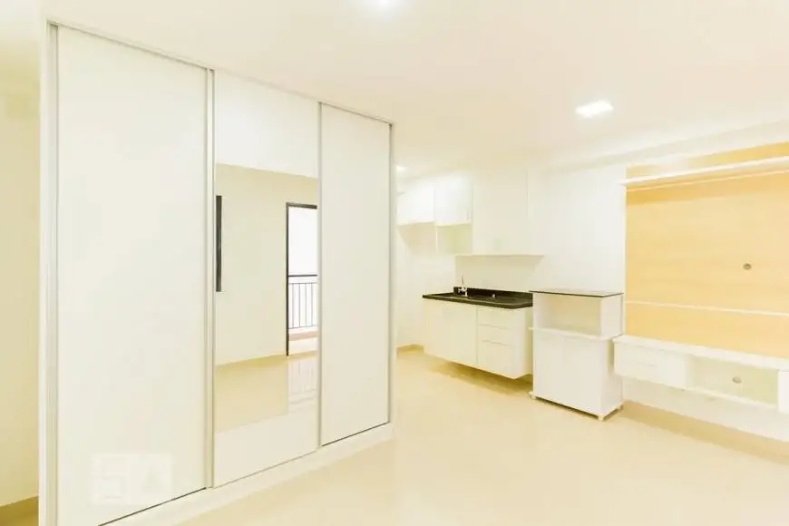 Foto 1 de Apartamento com 1 Quarto para alugar, 26m² em Centro, São Paulo