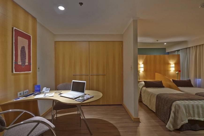 Foto 3 de Apartamento com 1 Quarto à venda, 33m² em Moema, São Paulo