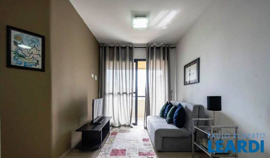 Foto 2 de Apartamento com 1 Quarto para venda ou aluguel, 42m² em Morumbi, São Paulo