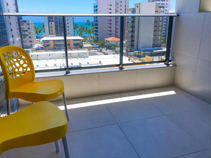 Foto 1 de Apartamento com 1 Quarto à venda, 42m² em Ponta Verde, Maceió