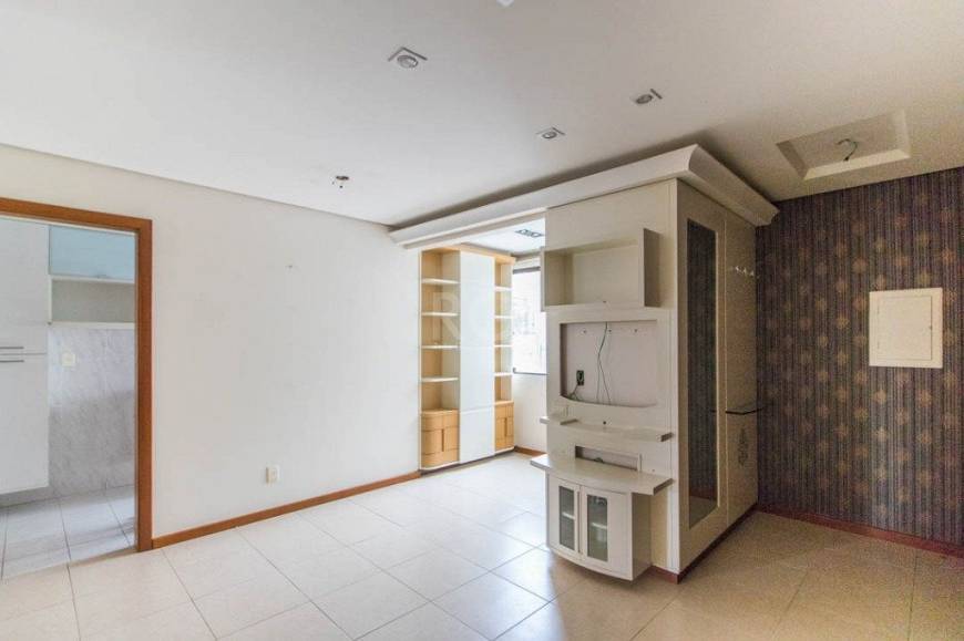 Foto 2 de Apartamento com 1 Quarto à venda, 46m² em Santa Cecília, Porto Alegre