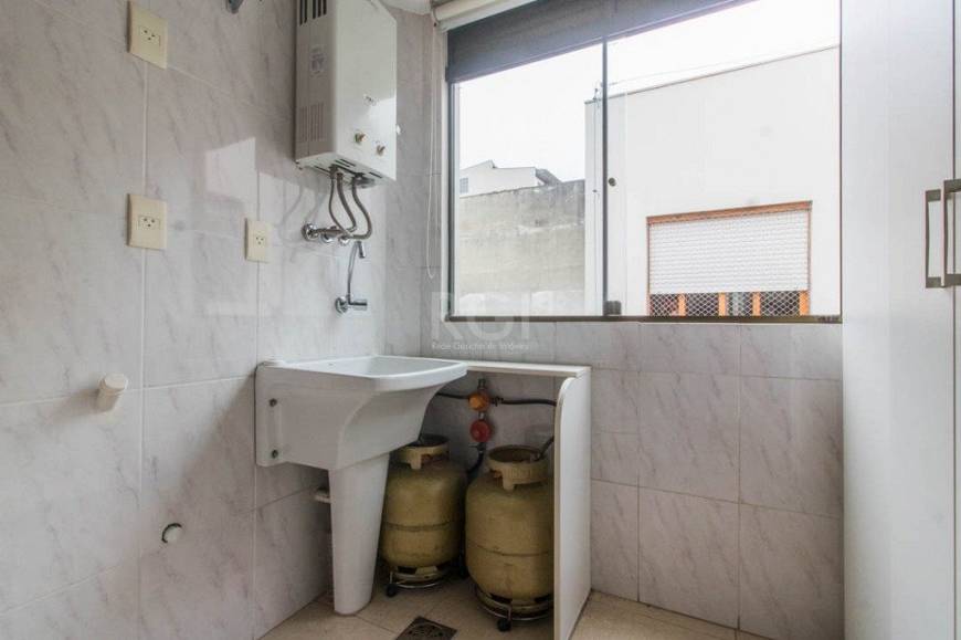 Foto 5 de Apartamento com 1 Quarto à venda, 46m² em Santa Cecília, Porto Alegre