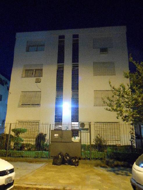 Foto 1 de Apartamento com 1 Quarto para alugar, 50m² em Vila Ipiranga, Porto Alegre