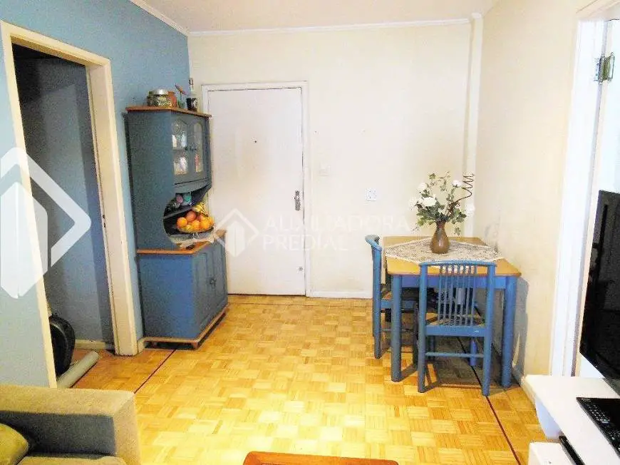 Foto 1 de Apartamento com 2 Quartos à venda, 61m² em Floresta, Porto Alegre