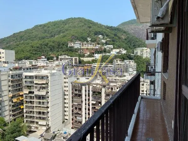 Foto 3 de Apartamento com 2 Quartos à venda, 63m² em Humaitá, Rio de Janeiro