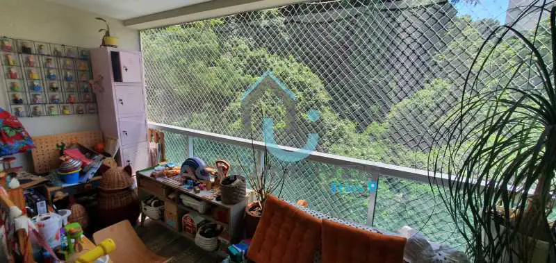 Foto 2 de Apartamento com 2 Quartos à venda, 90m² em Laranjeiras, Rio de Janeiro