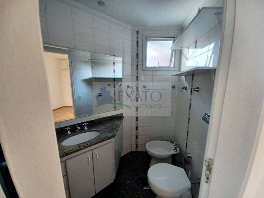 Foto 5 de Apartamento com 2 Quartos para alugar, 67m² em Moema, São Paulo