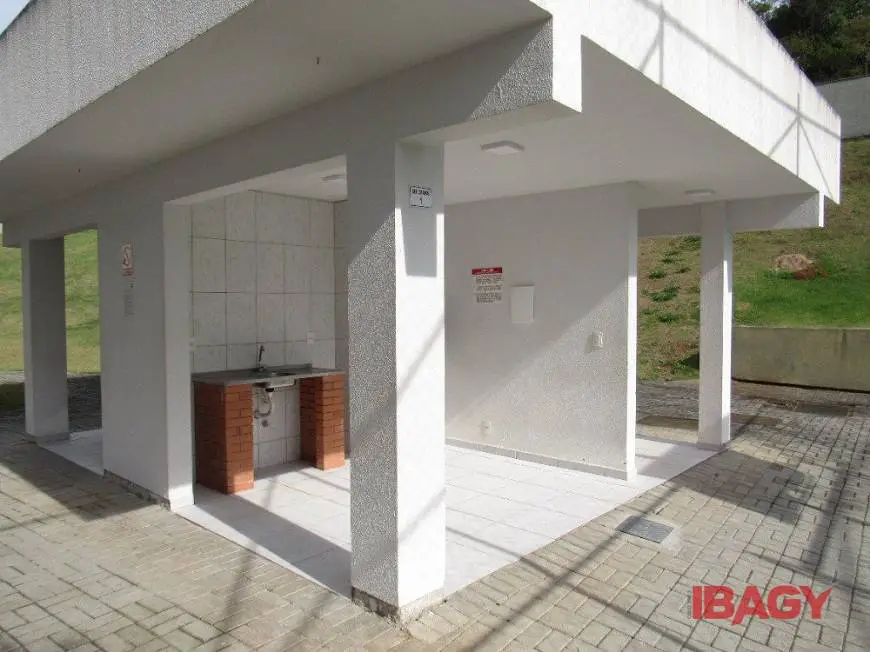Foto 2 de Apartamento com 2 Quartos para alugar, 52m² em São Sebastião, Palhoça
