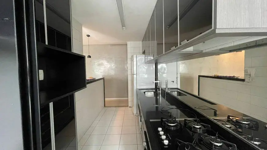 Foto 1 de Apartamento com 3 Quartos à venda, 94m² em Adrianópolis, Manaus