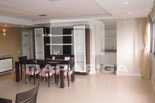 Foto 4 de Apartamento com 3 Quartos para alugar, 144m² em Auxiliadora, Porto Alegre
