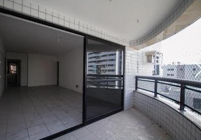 Foto 1 de Apartamento com 3 Quartos para alugar, 98m² em Boa Viagem, Recife