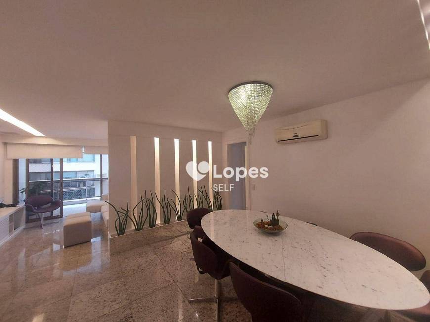 Foto 4 de Apartamento com 3 Quartos à venda, 158m² em Icaraí, Niterói
