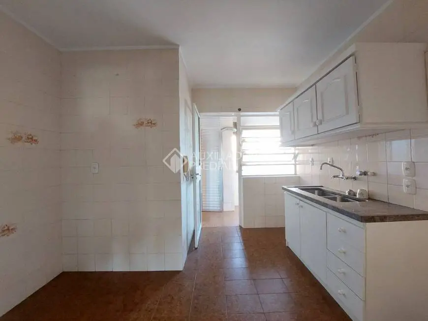 Foto 4 de Apartamento com 3 Quartos à venda, 112m² em Petrópolis, Porto Alegre