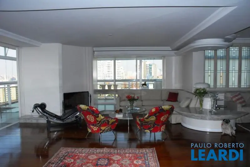 Foto 2 de Apartamento com 3 Quartos para venda ou aluguel, 418m² em Real Parque, São Paulo
