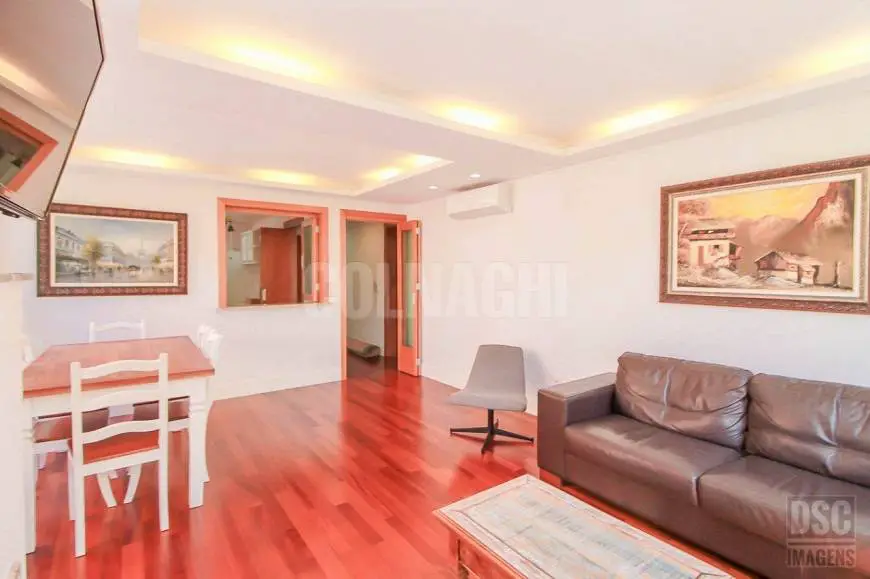Foto 1 de Apartamento com 3 Quartos à venda, 93m² em Santa Cecília, Porto Alegre