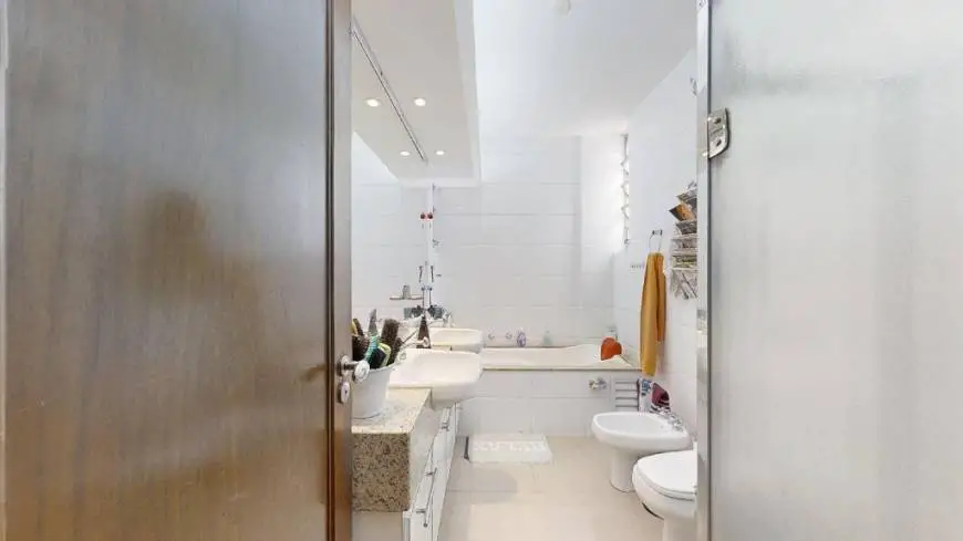 Foto 2 de Apartamento com 3 Quartos à venda, 284m² em Santa Cecília, São Paulo