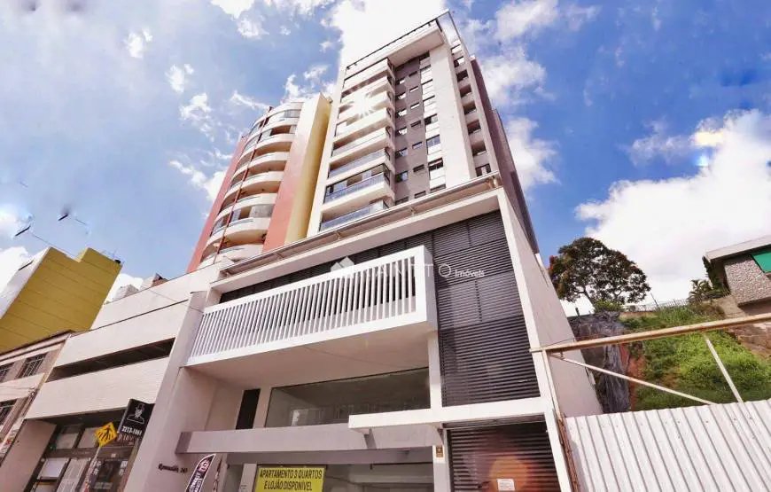 Foto 1 de Apartamento com 3 Quartos à venda, 110m² em São Mateus, Juiz de Fora