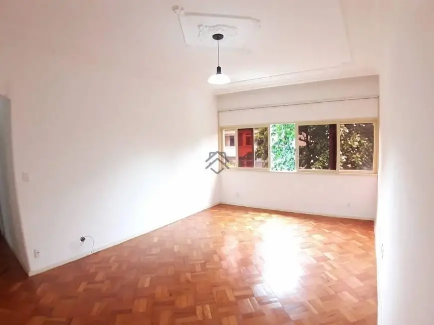 Foto 3 de Apartamento com 3 Quartos para alugar, 106m² em Tijuca, Rio de Janeiro