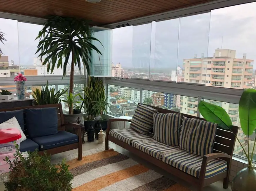 Foto 1 de Apartamento com 3 Quartos à venda, 127m² em Vila Assunção, Praia Grande