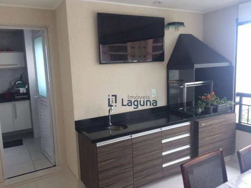 Foto 1 de Apartamento com 3 Quartos à venda, 192m² em Vila Gilda, Santo André