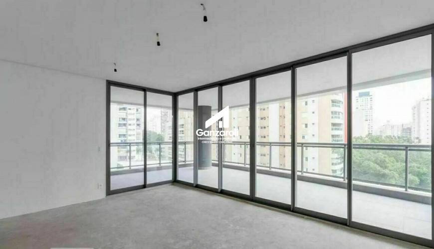 Foto 3 de Apartamento com 3 Quartos à venda, 168m² em Vila Nova Conceição, São Paulo