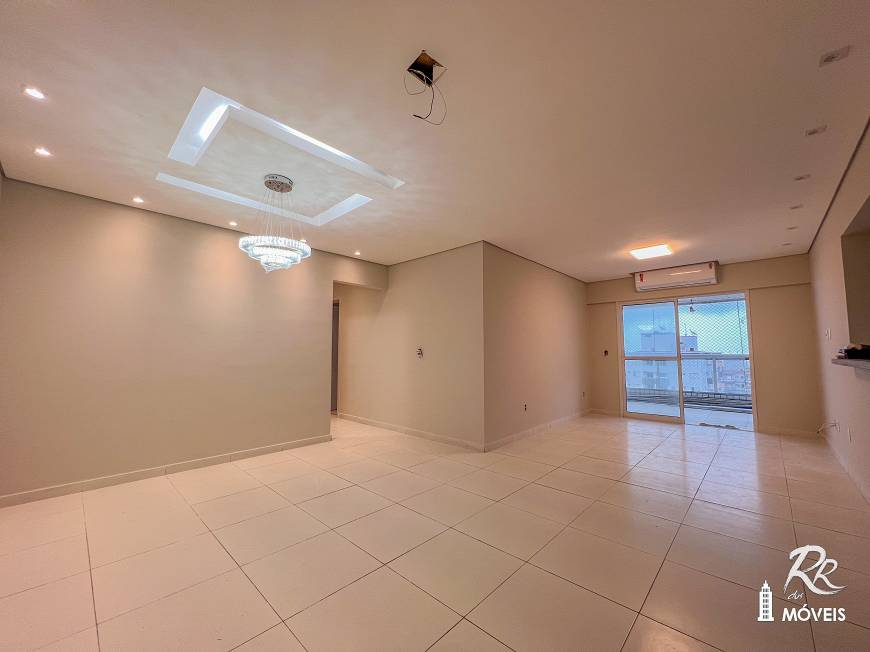 Foto 1 de Apartamento com 3 Quartos à venda, 152m² em Vila Tupi, Praia Grande