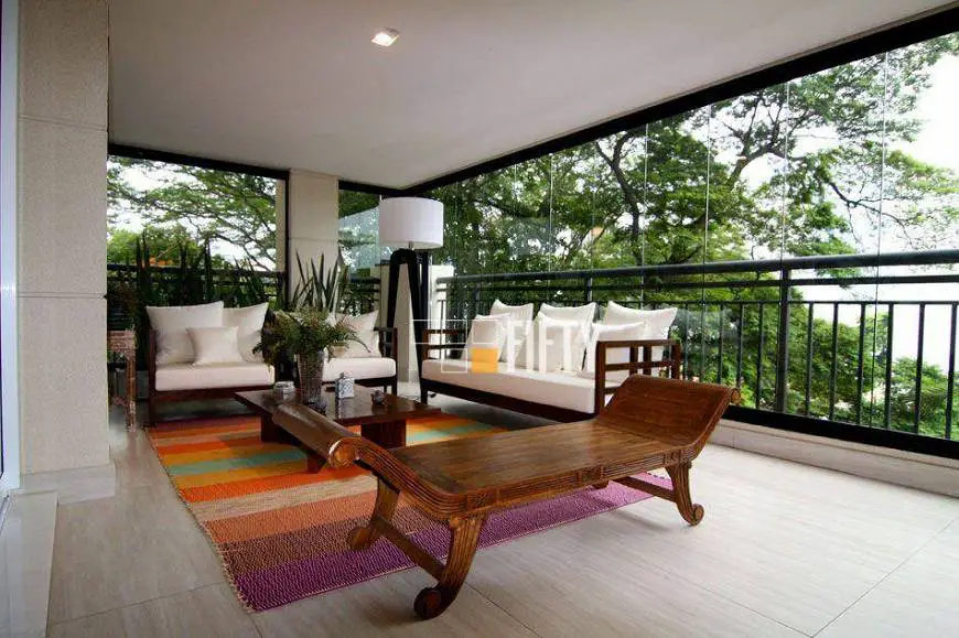 Foto 1 de Apartamento com 4 Quartos à venda, 209m² em Alto Da Boa Vista, São Paulo