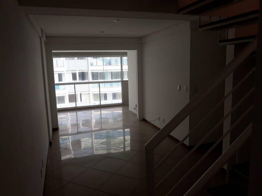 Foto 2 de Apartamento com 4 Quartos à venda, 180m² em Itapuã, Vila Velha