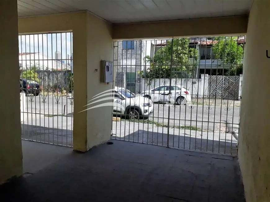 Foto 3 de Casa com 3 Quartos para alugar, 100m² em Jaraguá, Maceió