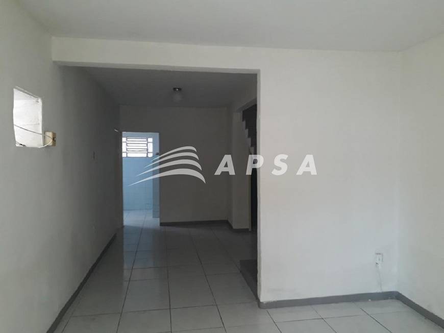 Foto 5 de Casa com 3 Quartos para alugar, 100m² em Jaraguá, Maceió