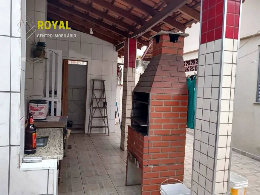 Foto 2 de Casa com 3 Quartos à venda, 241m² em São Jorge, Santos