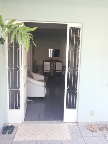 Foto 1 de Casa com 3 Quartos à venda, 360m² em Vila do Tinguá, Queimados