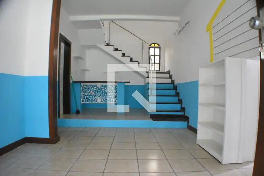 Foto 1 de Casa com 4 Quartos para alugar, 350m² em Piatã, Salvador
