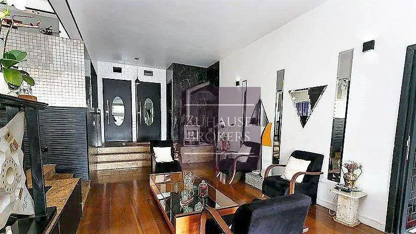 Foto 4 de Casa com 5 Quartos à venda, 345m² em Morumbi, São Paulo