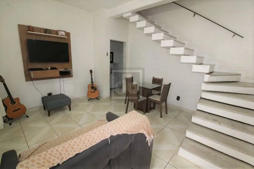 Foto 2 de Casa de Condomínio com 2 Quartos à venda, 68m² em Portuguesa, Rio de Janeiro