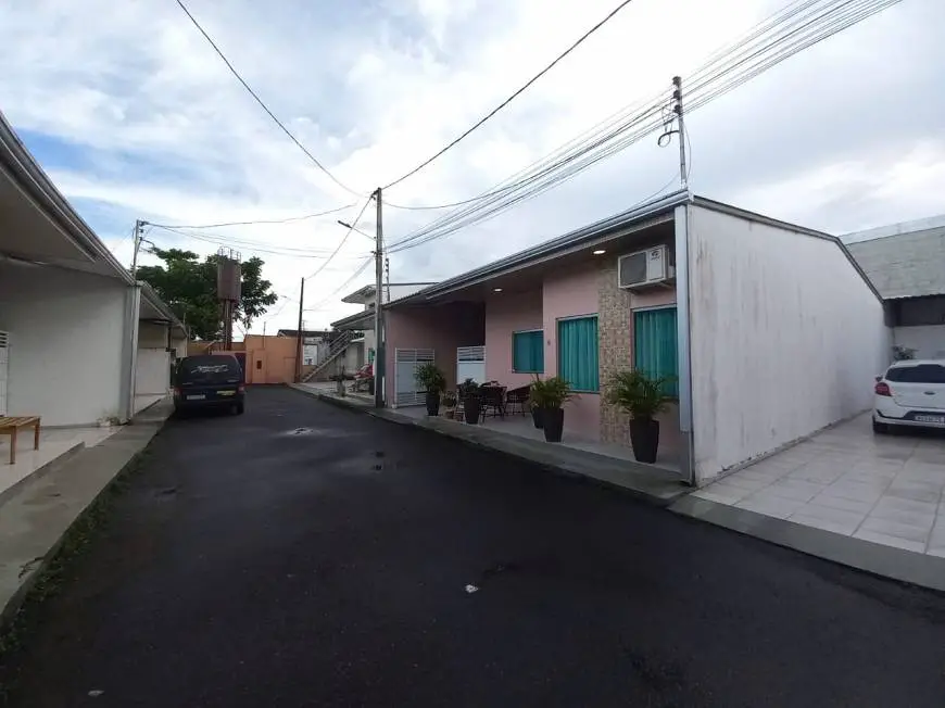 Foto 2 de Casa de Condomínio com 3 Quartos à venda, 92m² em Flores, Manaus