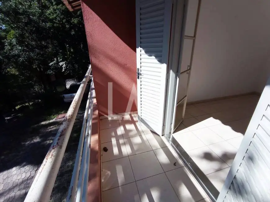 Foto 3 de Casa de Condomínio com 3 Quartos para alugar, 117m² em Maria da Conceição, Contagem
