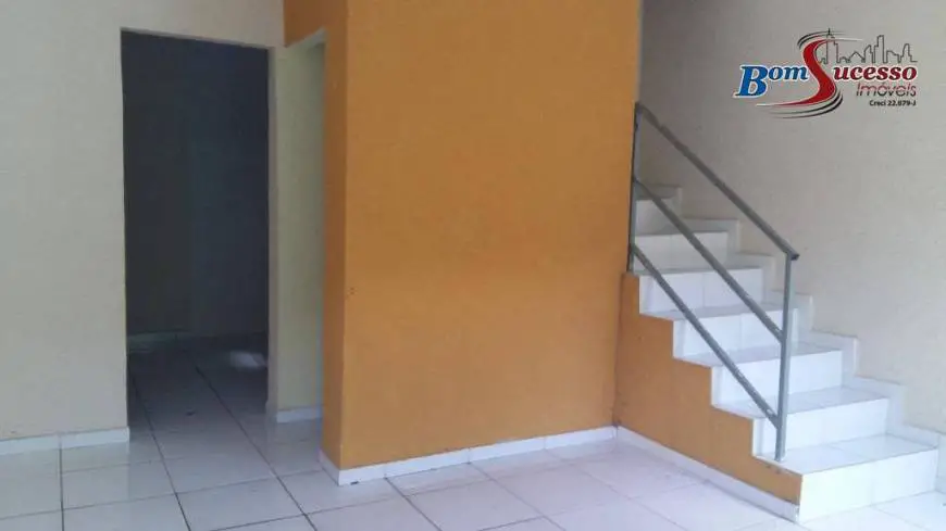 Foto 1 de Casa de Condomínio com 3 Quartos à venda, 125m² em São Mateus, São Paulo