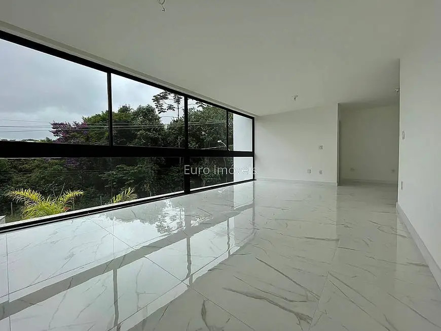 Foto 1 de Casa de Condomínio com 4 Quartos à venda, 282m² em Novo Horizonte, Juiz de Fora