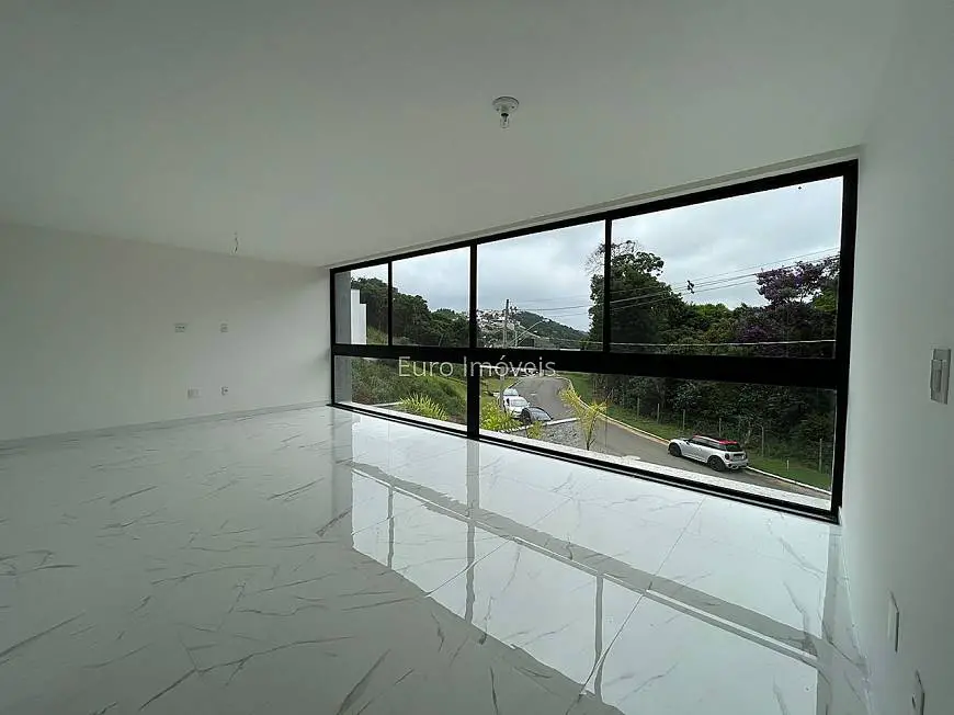 Foto 5 de Casa de Condomínio com 4 Quartos à venda, 282m² em Novo Horizonte, Juiz de Fora
